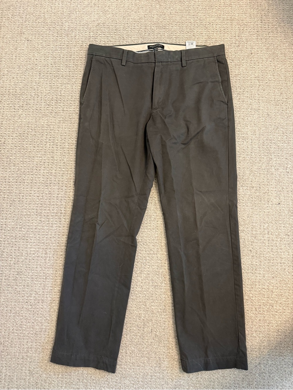Men's Dark Gray Classic Chinos